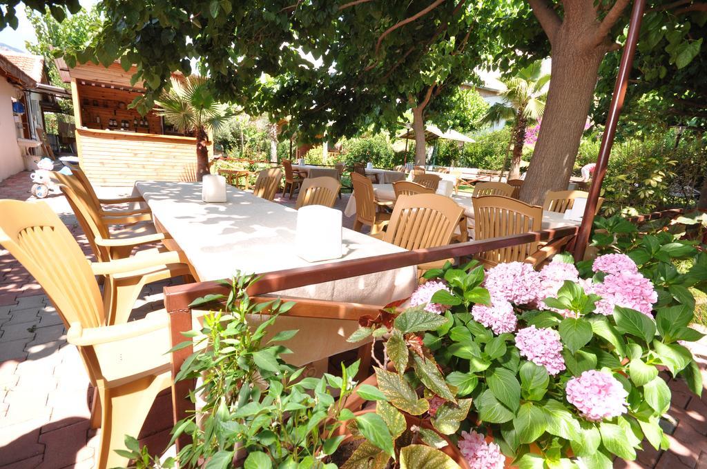 Hotel Cesur Pansiyon à Çıralı Extérieur photo